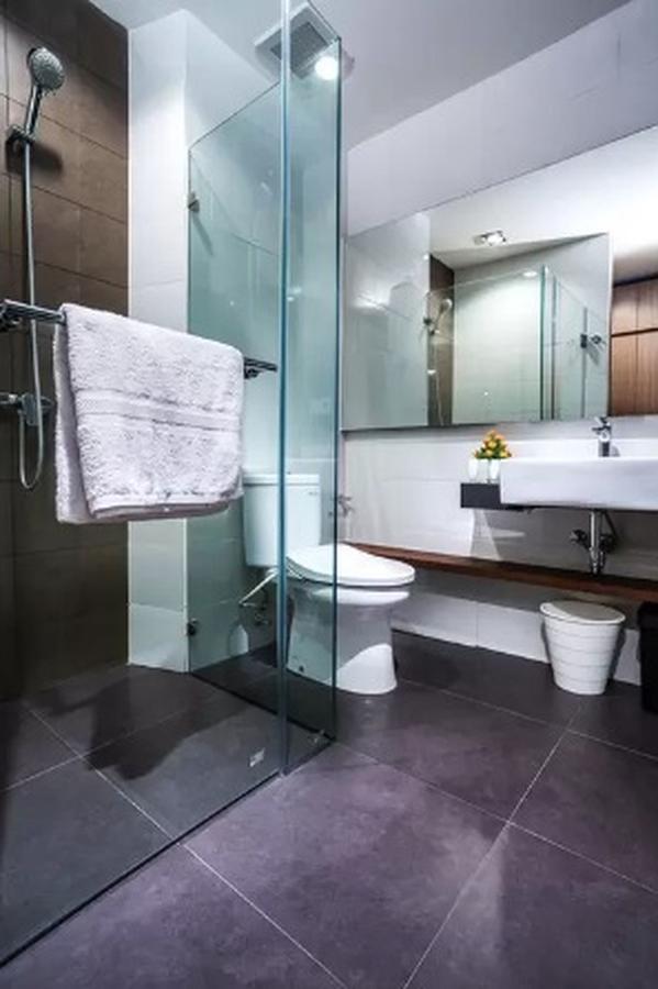 Zen Premium Sampoerna Strategic Square Hotel Джакарта Екстериор снимка